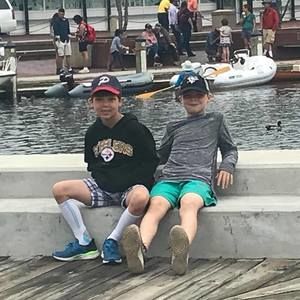 Meet your Posher, Lee